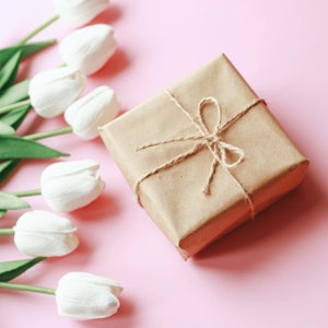 Motherly Love: Mother’s Day Retail Trends 